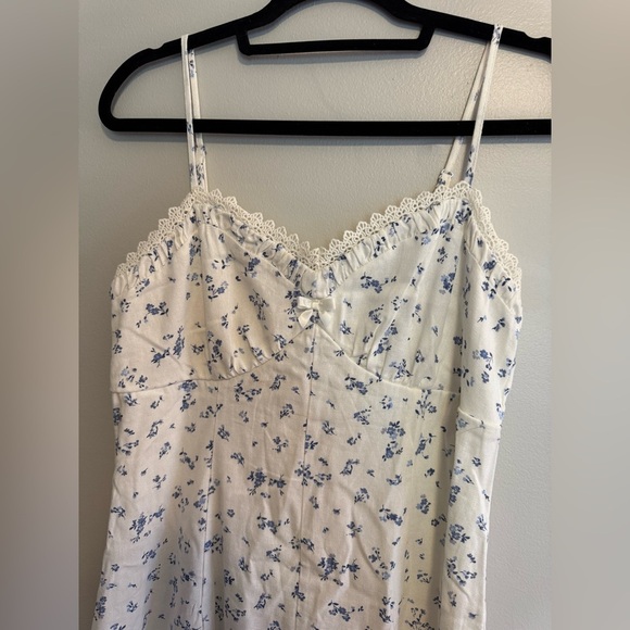 Floral Lace Trim Dress - Blue and White - Picture 2 of 4